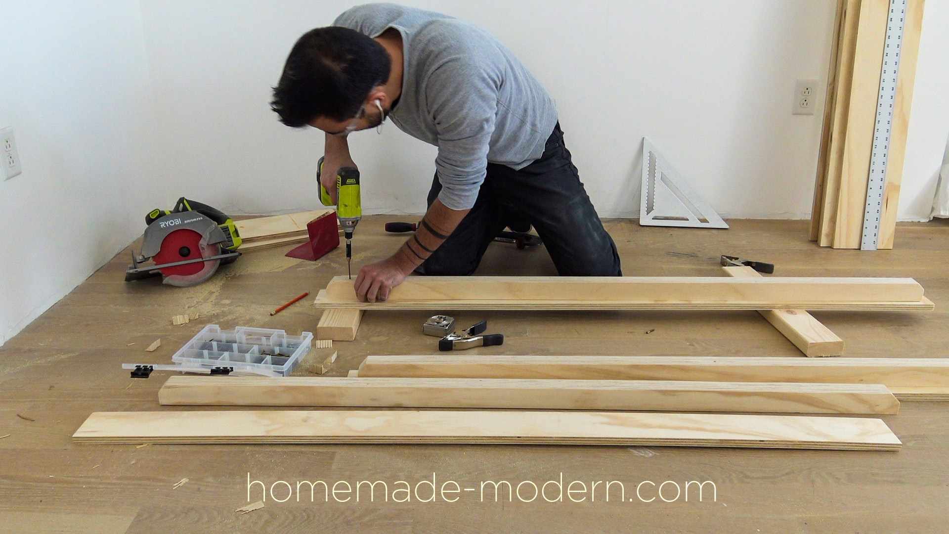 This DIY plywood home office is made out of ¾” plywood from Home depot and was designed and built by Ben Uyeda. For more information go to HomeMade-Modern.com