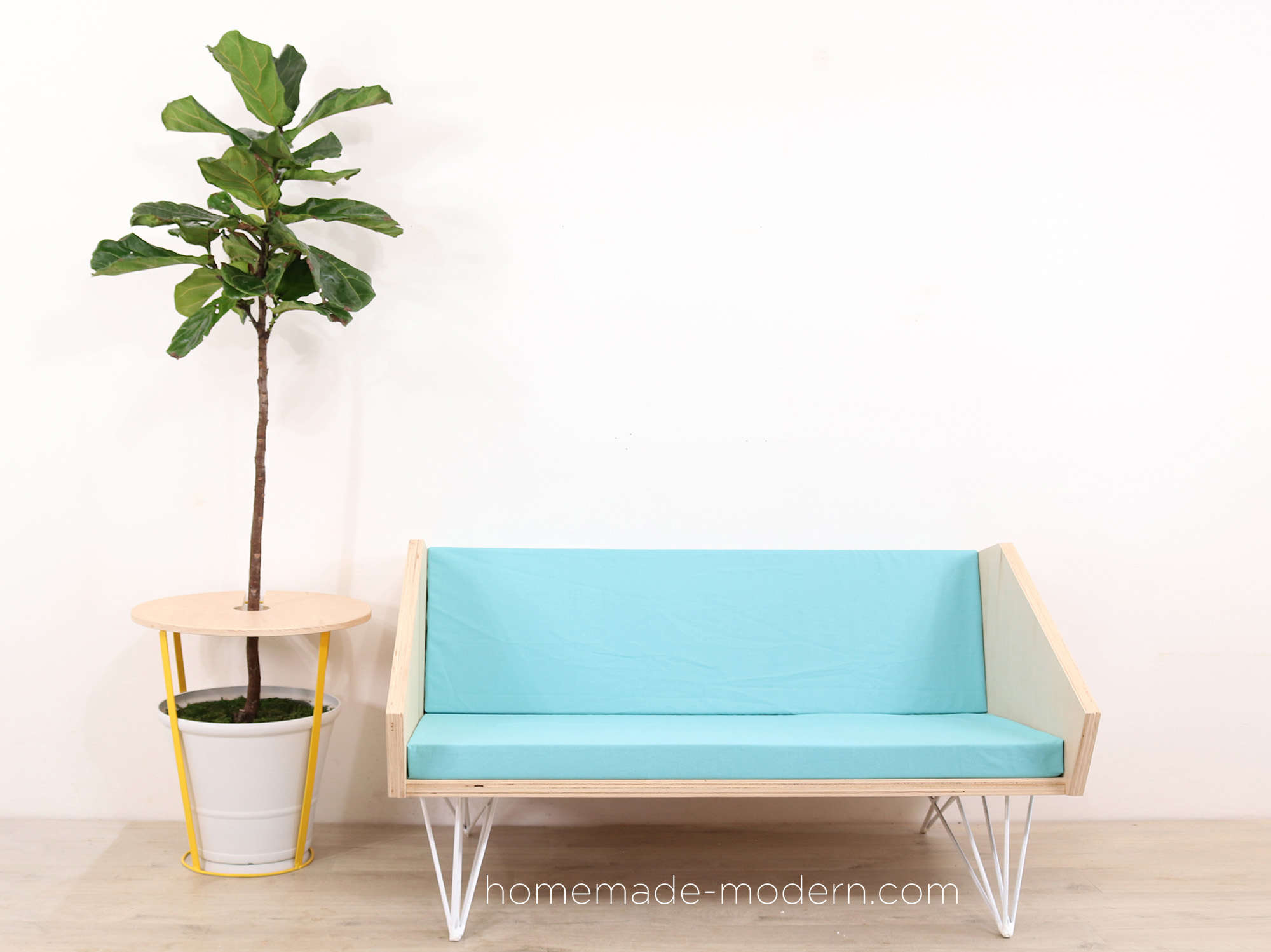 http://www.homemade-modern.com/wp-content/uploads/2019/05/plantersidetable-final.jpg